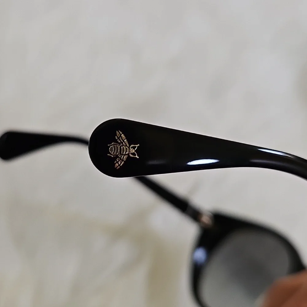 New Gucci 54mm Cat Eye Sunglasses - Picture 12 of 16